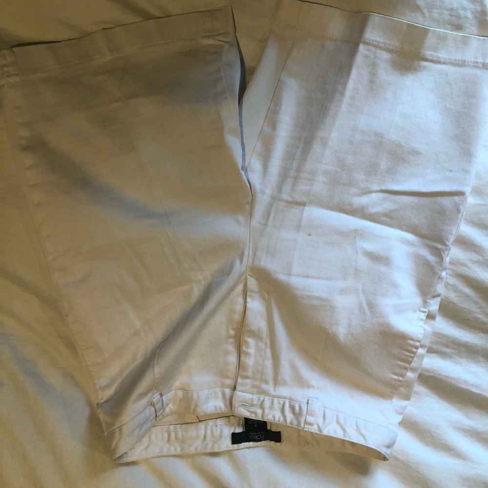 Folio White Bermuda Shorts